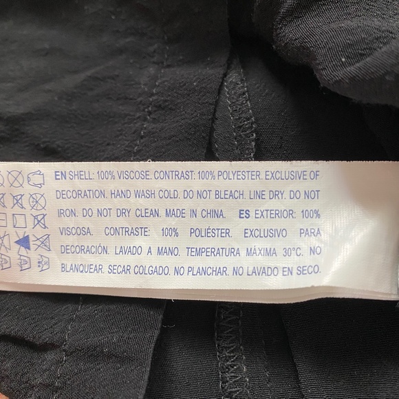 Peter Pan Collar Crop Blouse - Picture 4 of 4